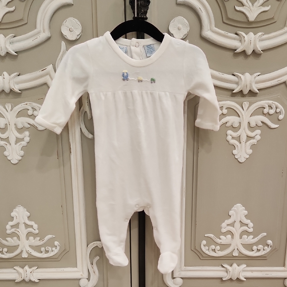 Feltman Brothers Baby Boy White Velour Footed One-Piece Size 0 - 3 Months